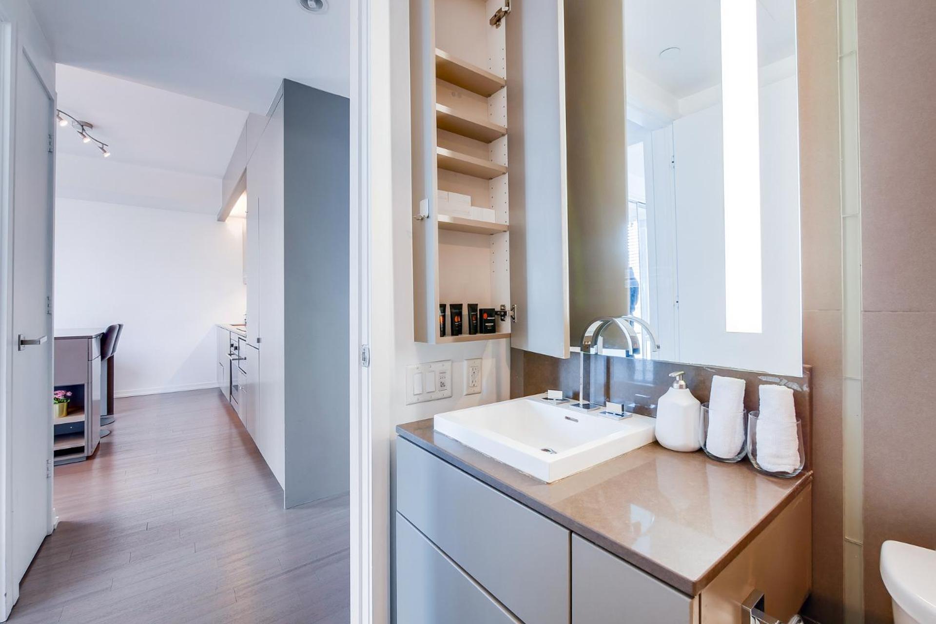 טורונטו 1Br Condo - City View, Near Cn Tower & Rogers Center מראה חיצוני תמונה