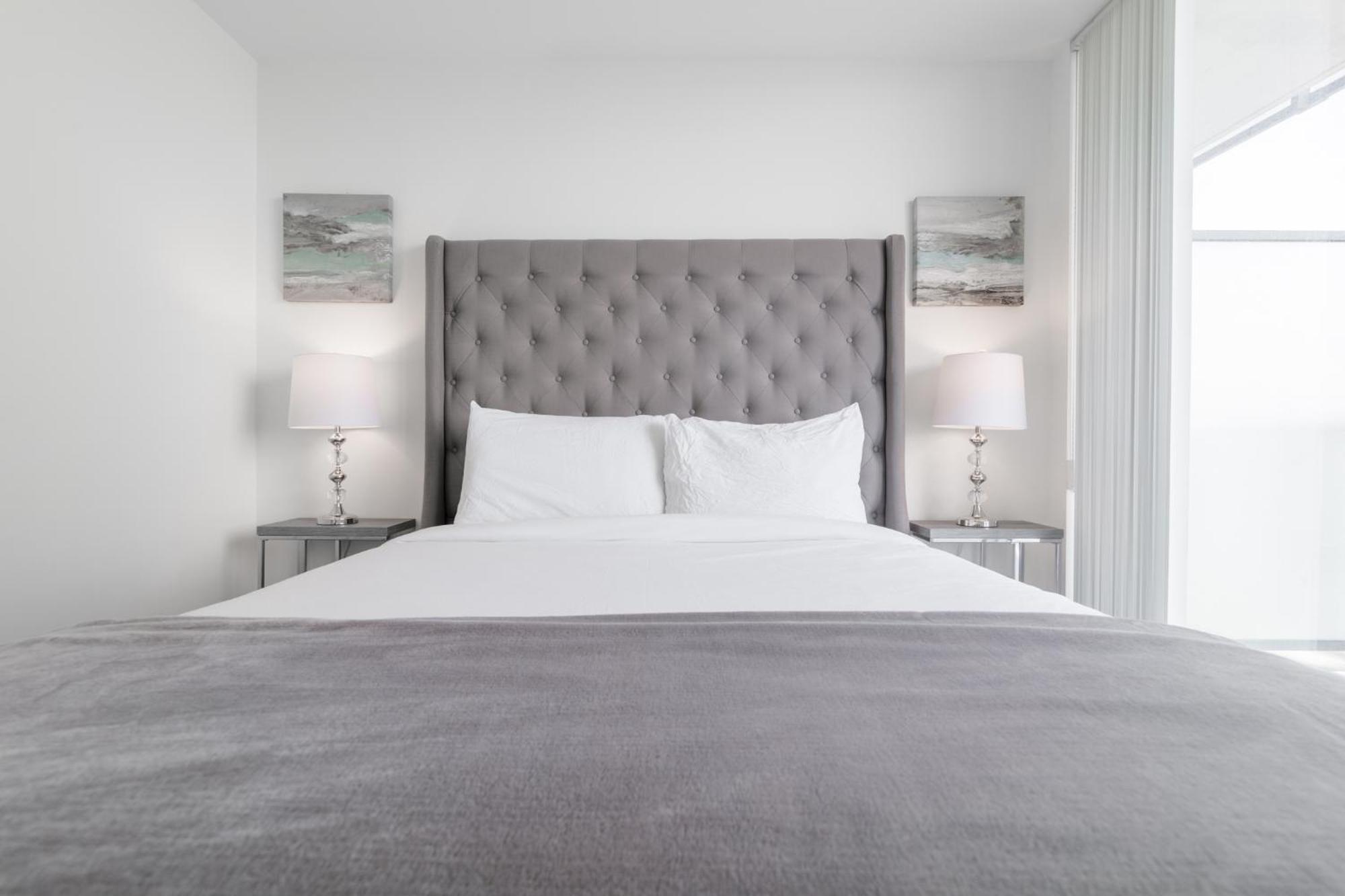טורונטו 1Br Condo - City View, Near Cn Tower & Rogers Center מראה חיצוני תמונה